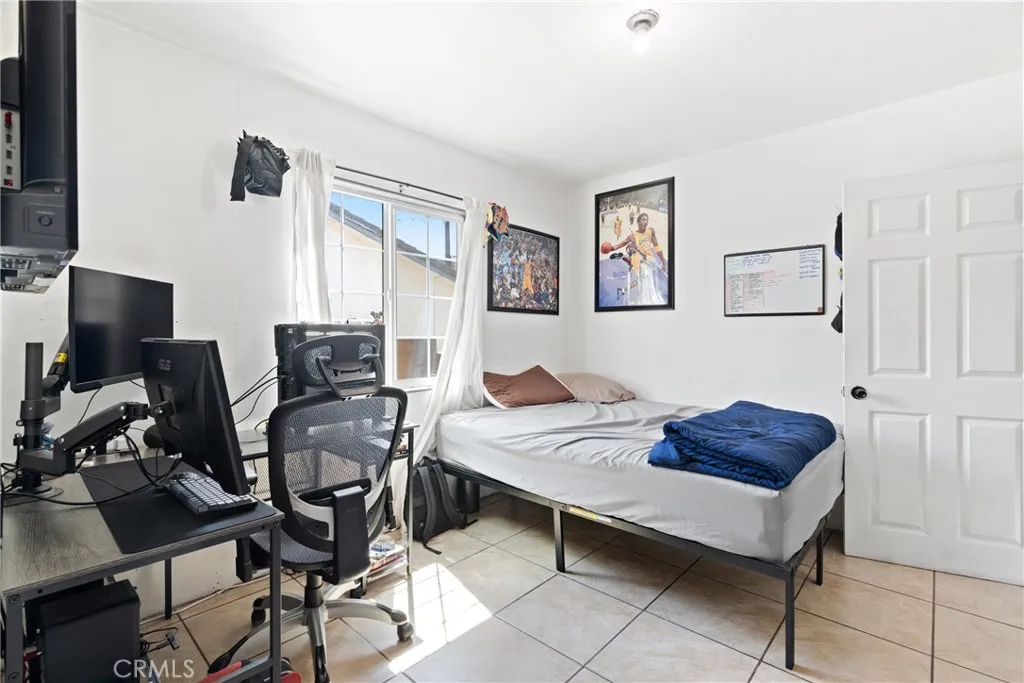 4633 Leonis Street, Commerce, California 90040 home-pic-14